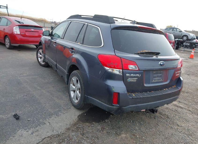 Photo 3 of 2014 Subaru Outback 2.5I PREMIUM (VIN 4S4BRBCC3E3291790)