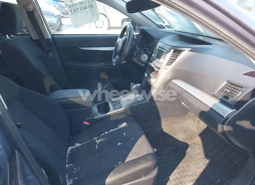 Photo 5 of 2014 Subaru Outback 2.5I PREMIUM (VIN 4S4BRBCC3E3302688)