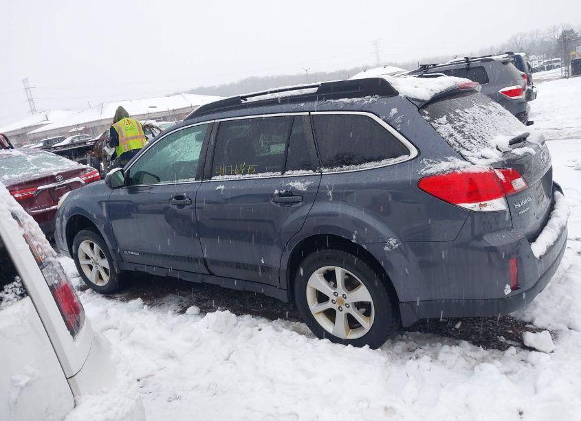 Photo 14 of 2014 Subaru Outback 2.5I PREMIUM (VIN 4S4BRBCC3E3306823)