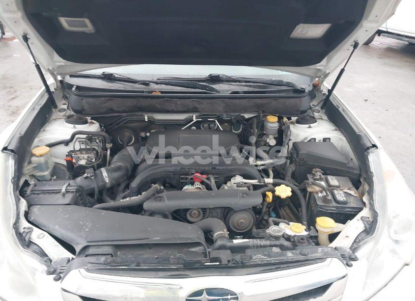 Photo 10 of 2011 Subaru Outback 2.5I PREMIUM (VIN 4S4BRBCC4B3441028)