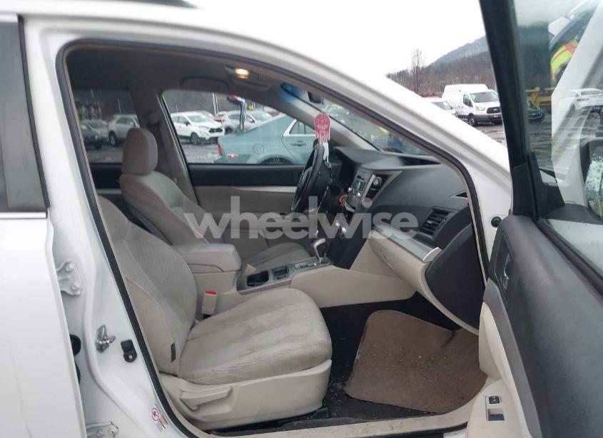 Photo 5 of 2011 Subaru Outback 2.5I PREMIUM (VIN 4S4BRBCC4B3441028)