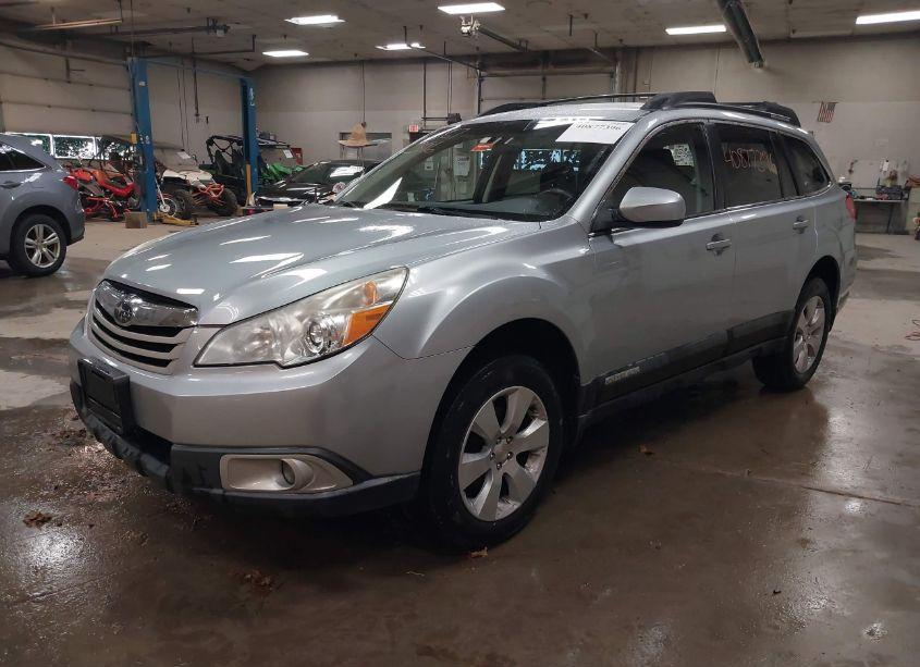 Photo 2 of 2012 Subaru Outback 2.5I PREMIUM (VIN 4S4BRBCC4C3229702)