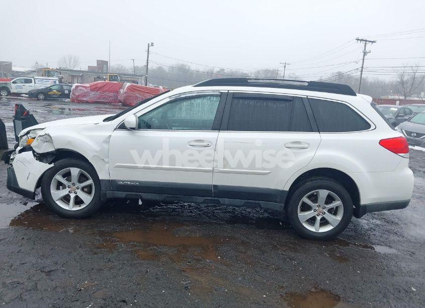 Photo 14 of 2014 Subaru Outback 2.5I PREMIUM (VIN 4S4BRBCC4E3255896)