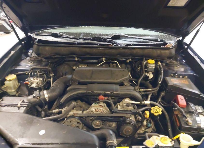 Photo 10 of 2010 Subaru Outback 2.5I PREMIUM (VIN 4S4BRBCC5A3365463)