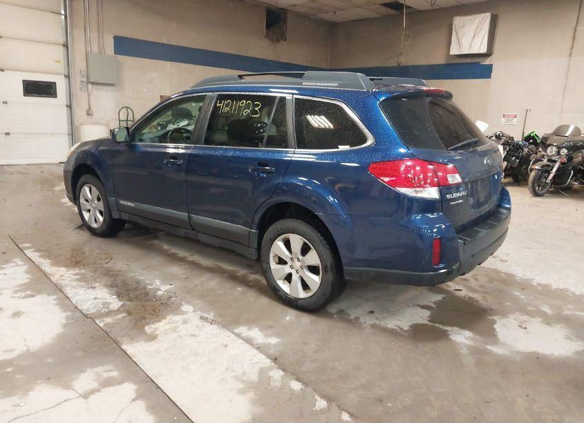 Photo 3 of 2010 Subaru Outback 2.5I PREMIUM (VIN 4S4BRBCC5A3365463)