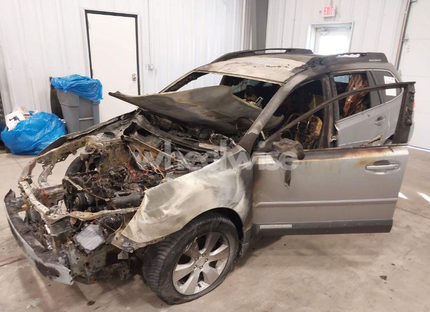 Photo 6 of 2011 Subaru Outback 2.5I PREMIUM (VIN 4S4BRBCC5B3434928)