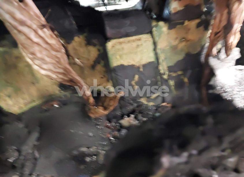 Photo 8 of 2011 Subaru Outback 2.5I PREMIUM (VIN 4S4BRBCC5B3434928)