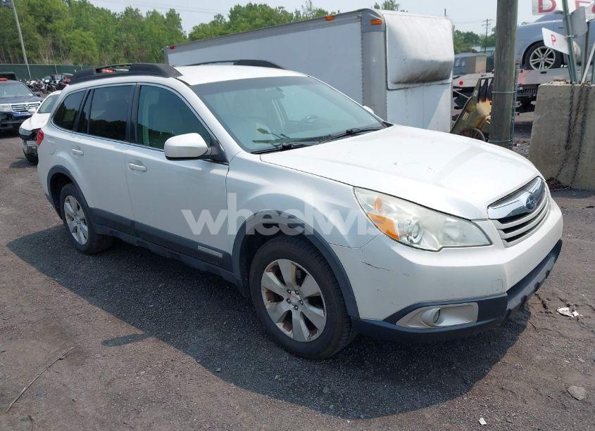 2011 Subaru Outback 2.5I PREMIUM (VIN 4S4BRBCC5B3446108) main photo