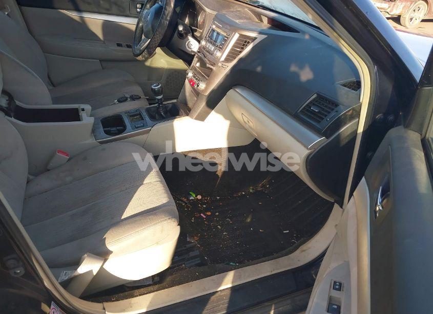 Photo 5 of 2013 Subaru Outback 2.5I PREMIUM (VIN 4S4BRBCC5D1213120)