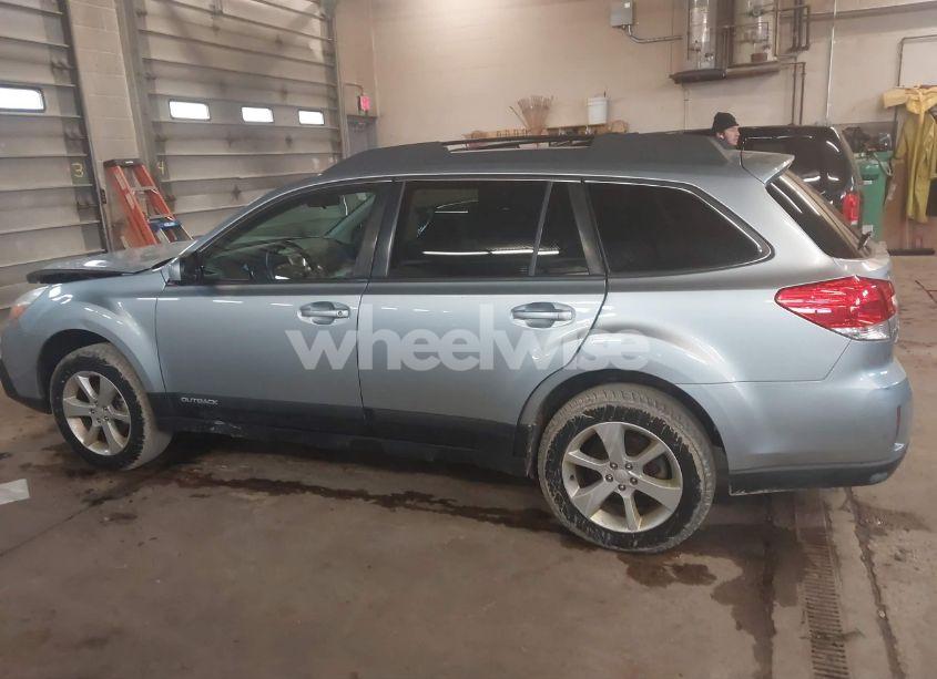 Photo 14 of 2013 Subaru Outback 2.5I PREMIUM (VIN 4S4BRBCC5D3259065)