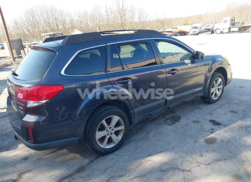 Photo 4 of 2013 Subaru Outback 2.5I PREMIUM (VIN 4S4BRBCC5D3274035)