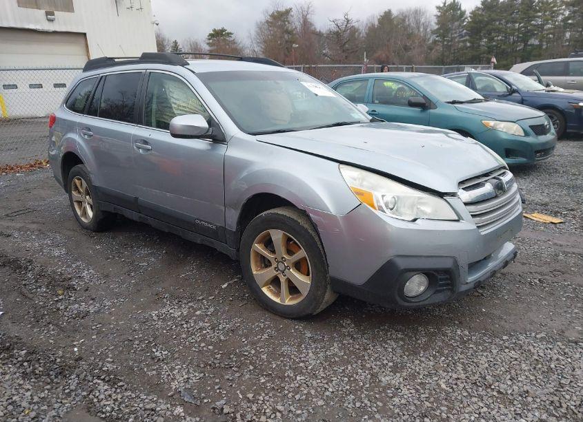 2014 Subaru Outback 2.5I PREMIUM (VIN 4S4BRBCC5E3238105) main photo