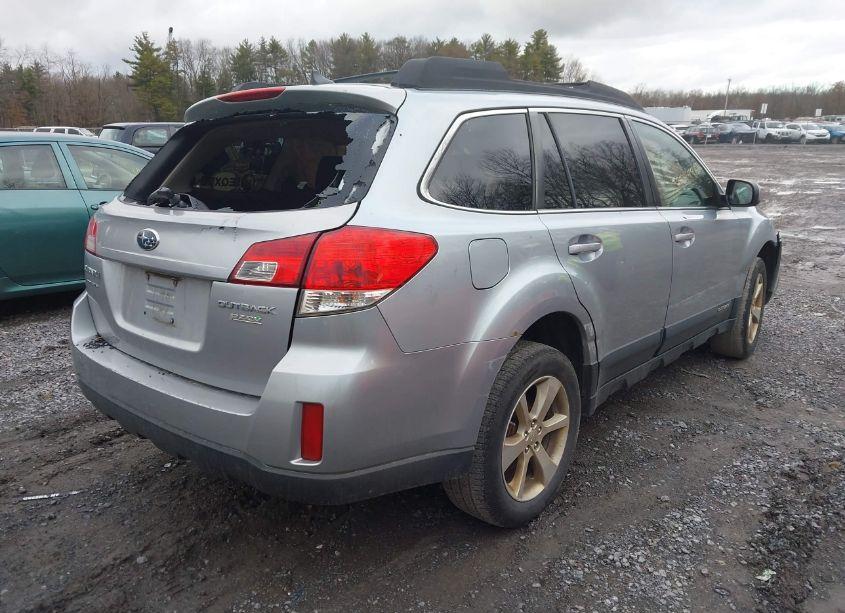 Photo 4 of 2014 Subaru Outback 2.5I PREMIUM (VIN 4S4BRBCC5E3238105)