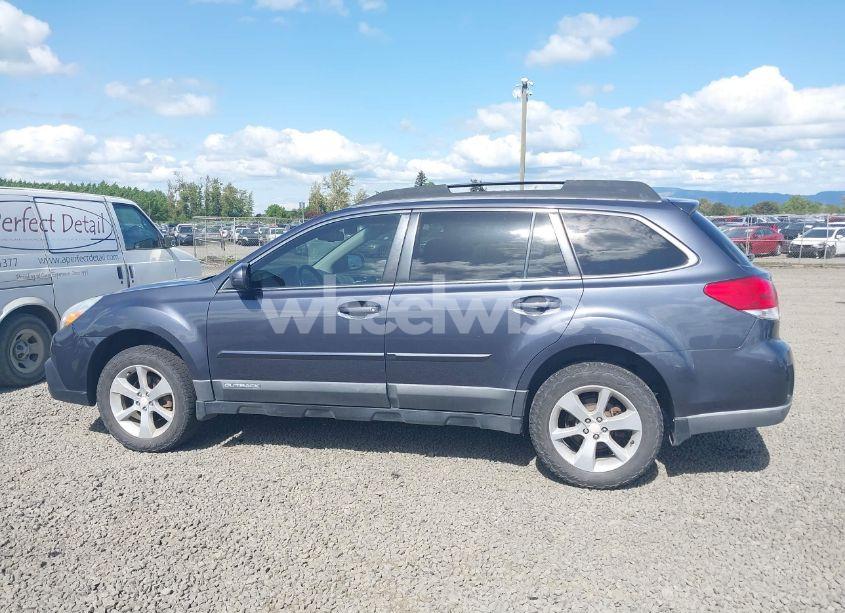 Photo 14 of 2014 Subaru Outback 2.5I PREMIUM (VIN 4S4BRBCC5E3247600)
