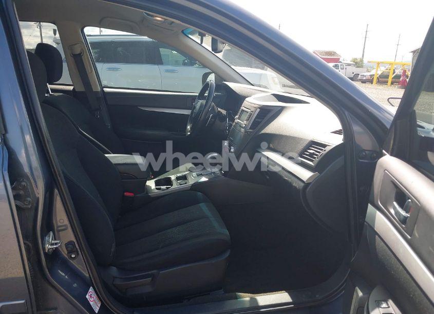 Photo 5 of 2014 Subaru Outback 2.5I PREMIUM (VIN 4S4BRBCC5E3247600)