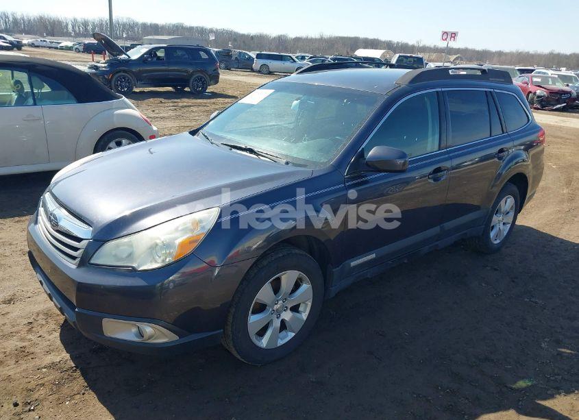 Photo 2 of 2010 Subaru Outback 2.5I PREMIUM (VIN 4S4BRBCC6A3324744)