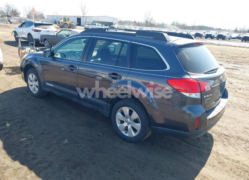 Photo 3 of 2010 Subaru Outback 2.5I PREMIUM (VIN 4S4BRBCC6A3324744)