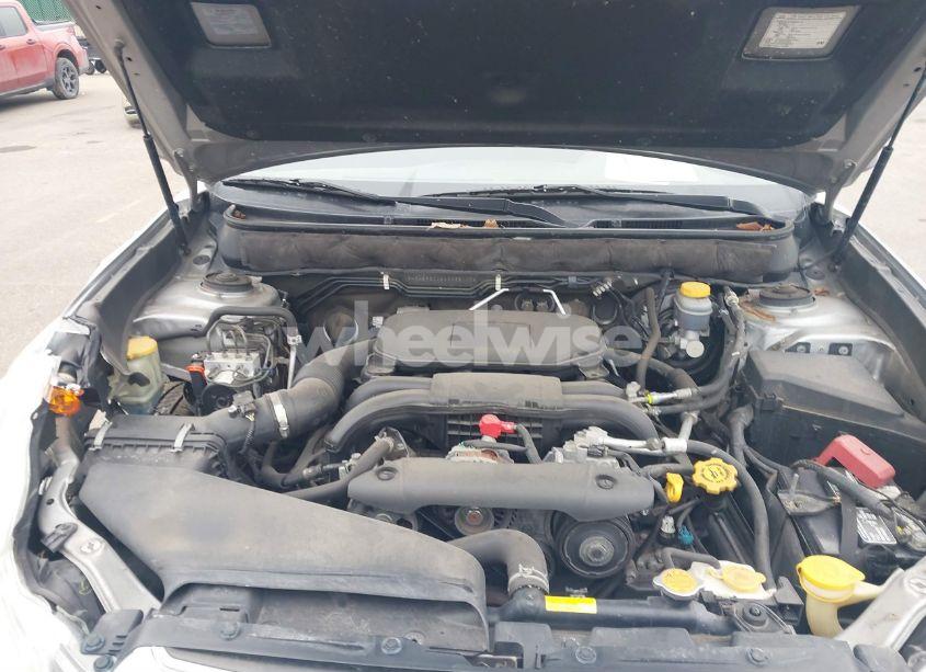 Photo 10 of 2010 Subaru Outback 2.5I PREMIUM (VIN 4S4BRBCC6A3358117)