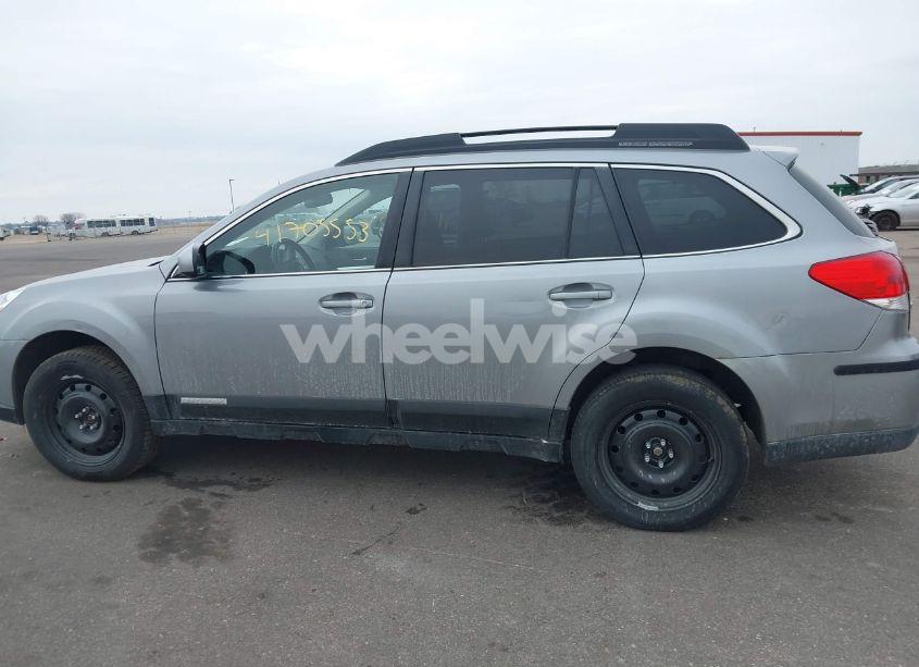 Photo 14 of 2010 Subaru Outback 2.5I PREMIUM (VIN 4S4BRBCC6A3358117)
