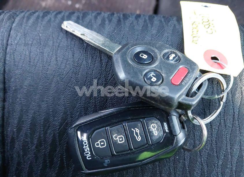 Photo 11 of 2010 Subaru Outback 2.5I PREMIUM (VIN 4S4BRBCC6A3367531)