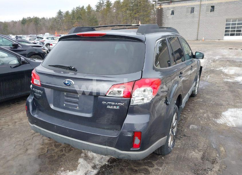 Photo 4 of 2010 Subaru Outback 2.5I PREMIUM (VIN 4S4BRBCC6A3375192)