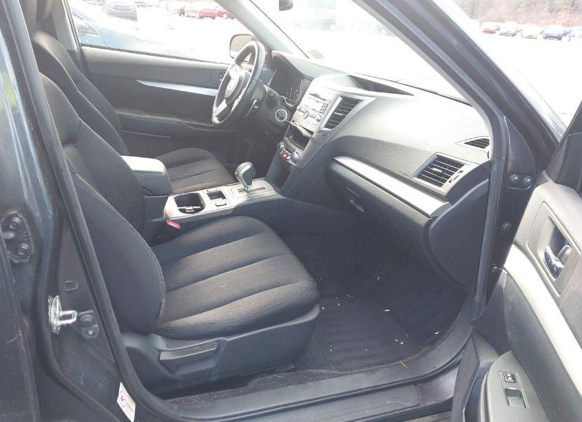 Photo 5 of 2011 Subaru Outback 2.5I PREMIUM (VIN 4S4BRBCC6B3322915)