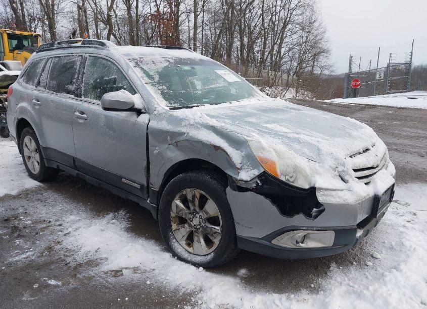 2012 Subaru Outback 2.5I PREMIUM (VIN 4S4BRBCC6C3237008) main photo