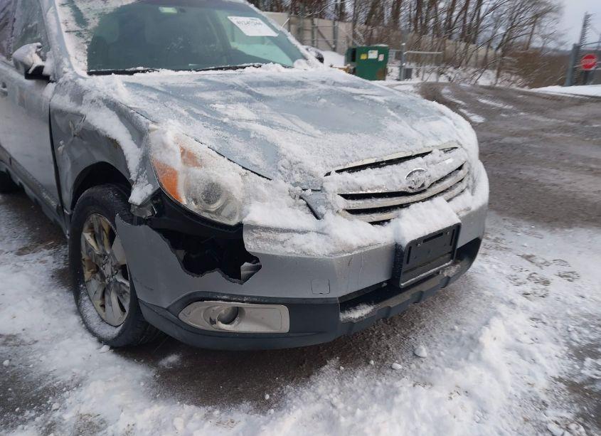 Photo 12 of 2012 Subaru Outback 2.5I PREMIUM (VIN 4S4BRBCC6C3237008)