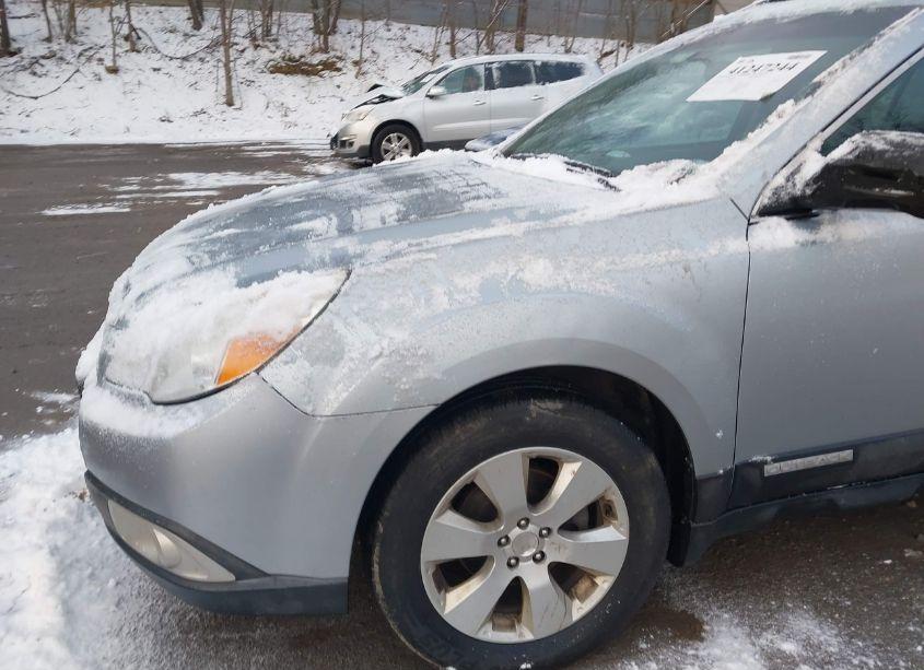 Photo 14 of 2012 Subaru Outback 2.5I PREMIUM (VIN 4S4BRBCC6C3237008)