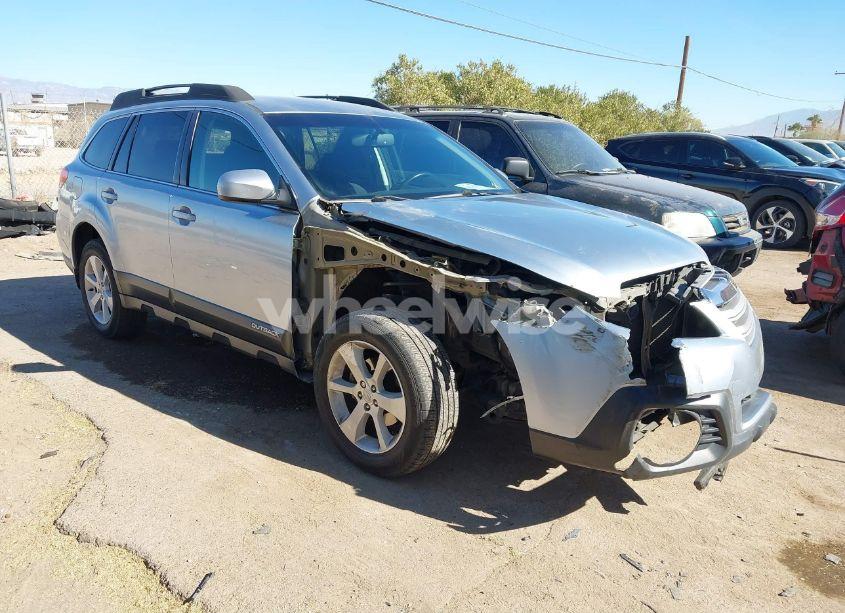 2013 Subaru Outback 2.5I PREMIUM (VIN 4S4BRBCC6D3269779) main photo