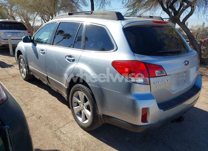 Photo 3 of 2013 Subaru Outback 2.5I PREMIUM (VIN 4S4BRBCC6D3269779)