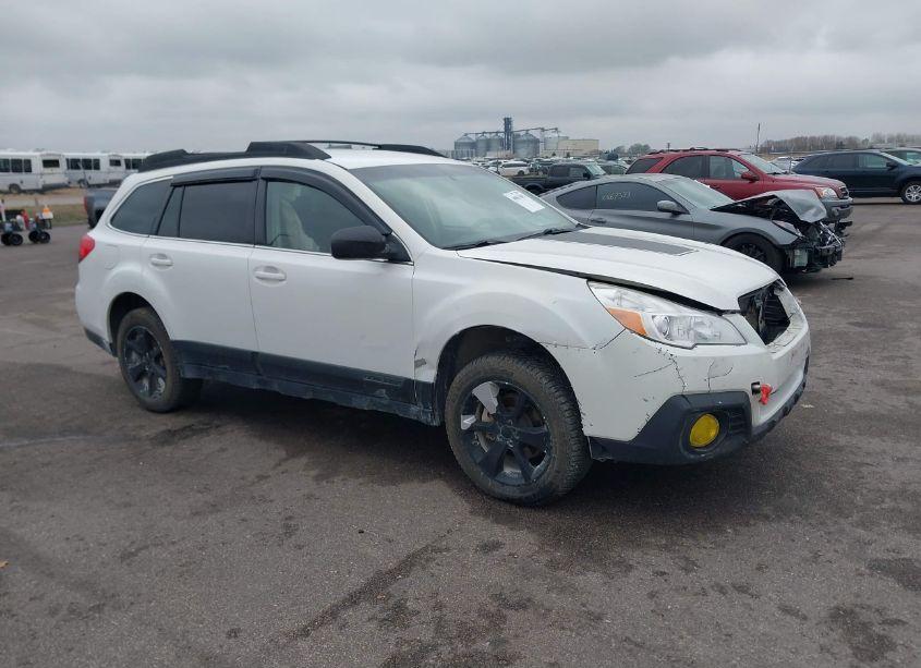 2013 Subaru Outback 2.5I PREMIUM (VIN 4S4BRBCC6D3312033) main photo