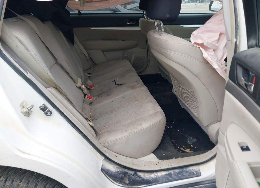 Photo 8 of 2013 Subaru Outback 2.5I PREMIUM (VIN 4S4BRBCC6D3312033)
