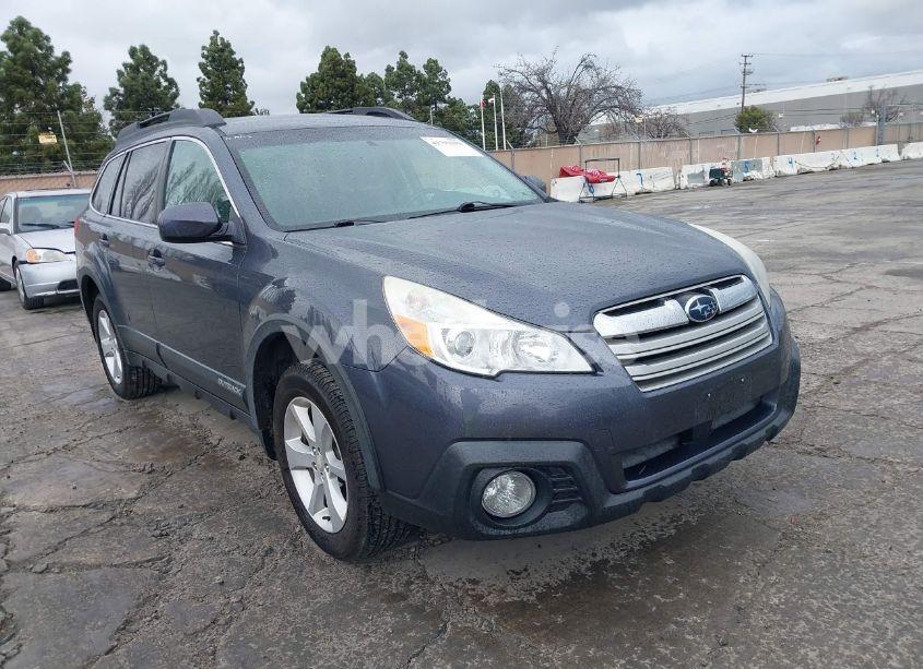 2014 Subaru Outback 2.5I PREMIUM (VIN 4S4BRBCC6E3205694) main photo