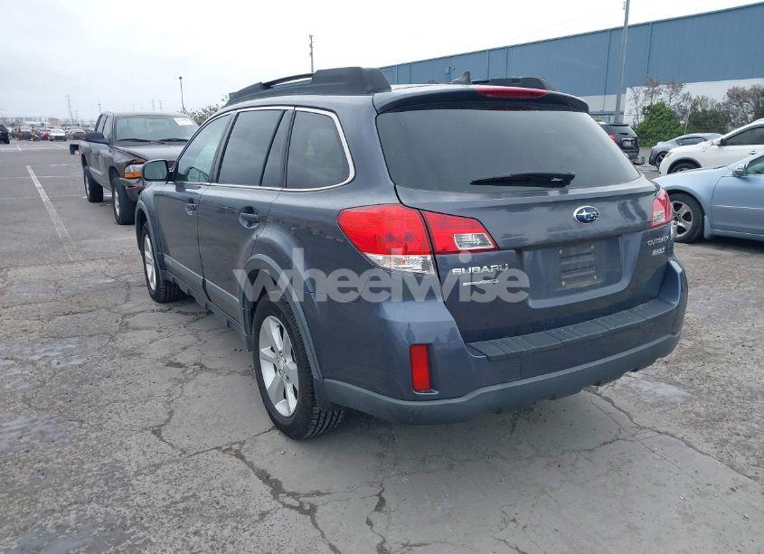 Photo 3 of 2014 Subaru Outback 2.5I PREMIUM (VIN 4S4BRBCC6E3205694)