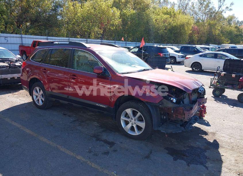 2014 Subaru Outback 2.5I PREMIUM (VIN 4S4BRBCC6E3206375) main photo