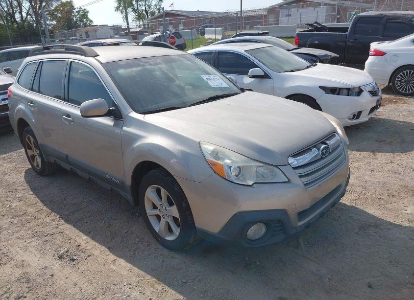 2014 Subaru Outback 2.5I PREMIUM (VIN 4S4BRBCC6E3221197) main photo
