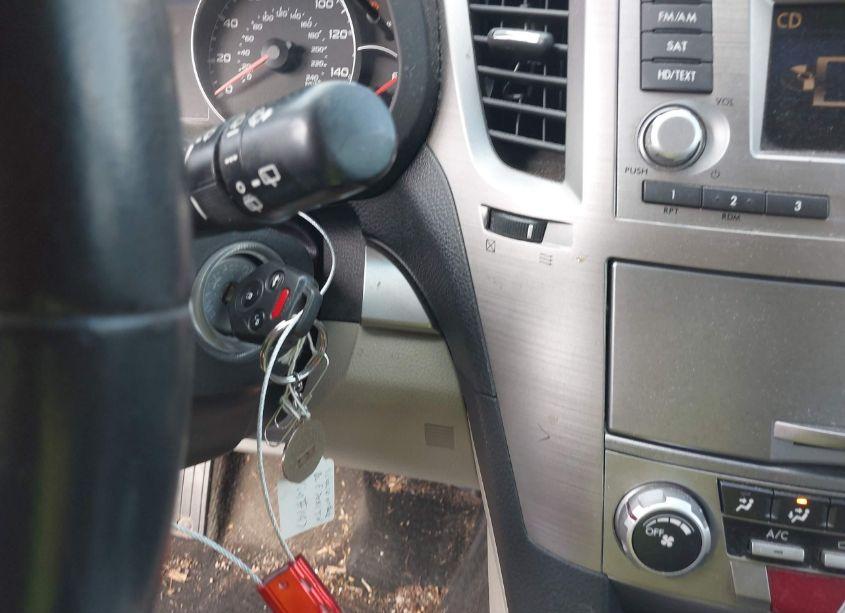 Photo 11 of 2014 Subaru Outback 2.5I PREMIUM (VIN 4S4BRBCC6E3221197)