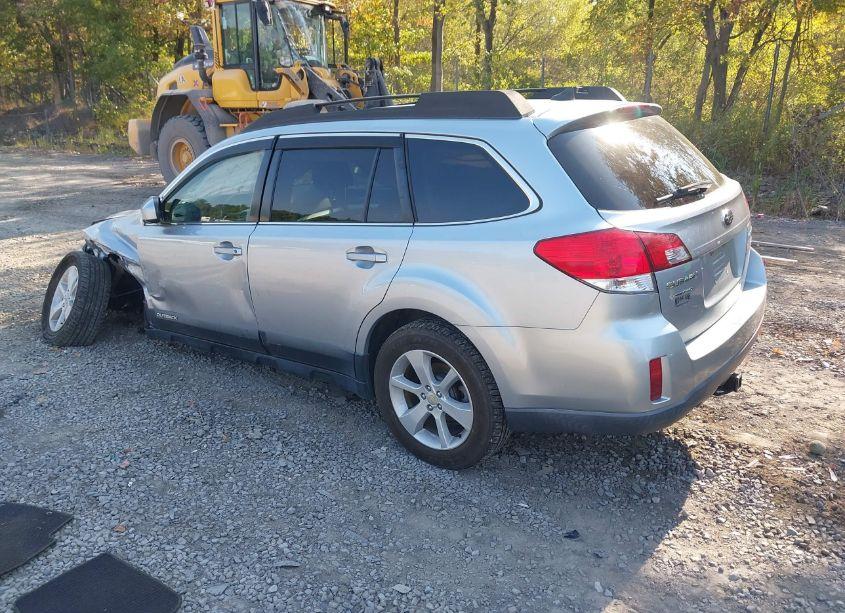 Photo 3 of 2014 Subaru Outback 2.5I PREMIUM (VIN 4S4BRBCC6E3319548)