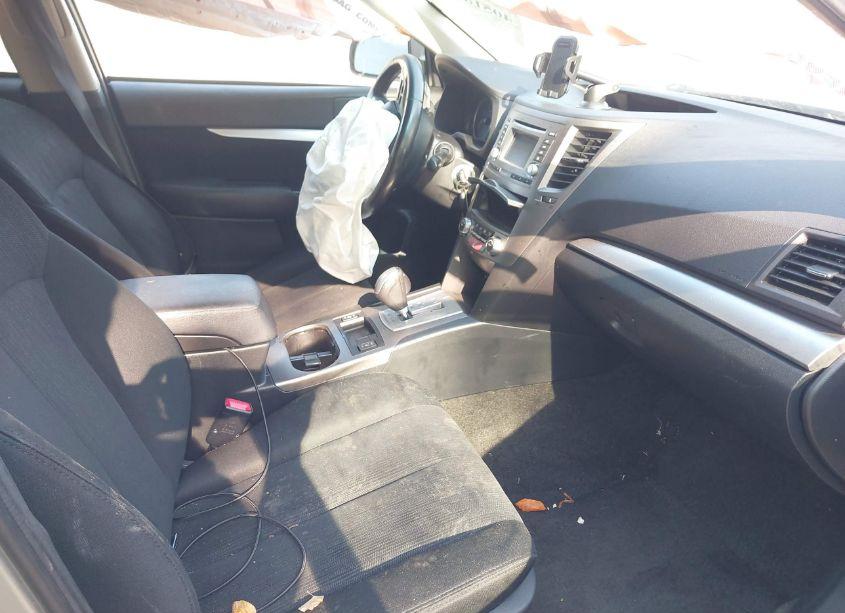Photo 5 of 2014 Subaru Outback 2.5I PREMIUM (VIN 4S4BRBCC6E3319548)