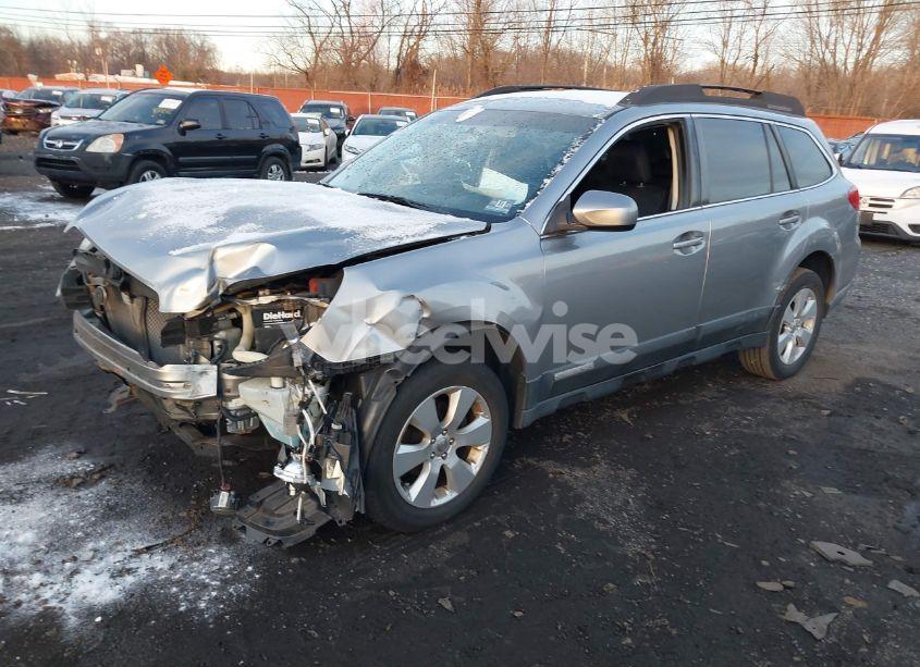 Photo 2 of 2011 Subaru Outback 2.5I PREMIUM (VIN 4S4BRBCC7B3362212)