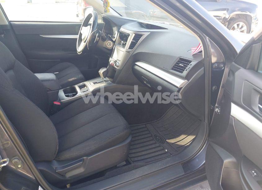 Photo 5 of 2011 Subaru Outback 2.5I PREMIUM (VIN 4S4BRBCC7B3403924)