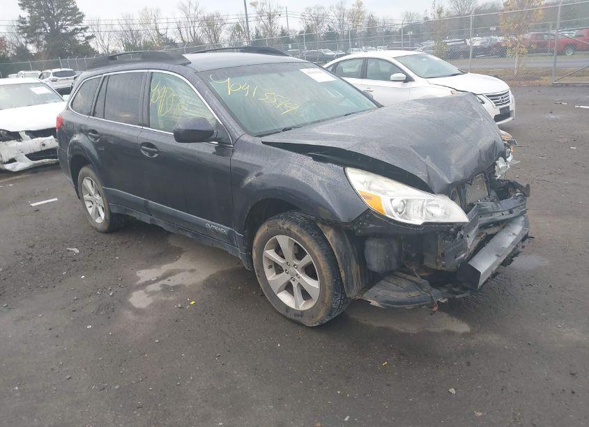 2013 Subaru Outback 2.5I PREMIUM (VIN 4S4BRBCC7D3243823) main photo