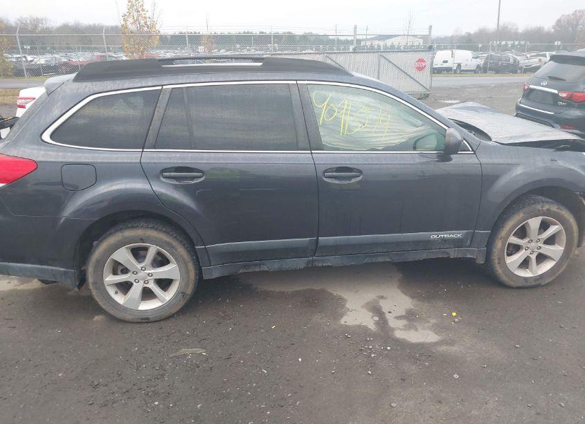 Photo 14 of 2013 Subaru Outback 2.5I PREMIUM (VIN 4S4BRBCC7D3243823)