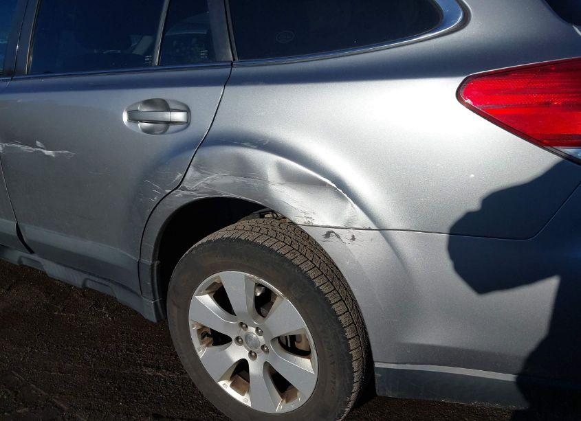 Photo 12 of 2010 Subaru Outback 2.5I PREMIUM (VIN 4S4BRBCC8A3350780)