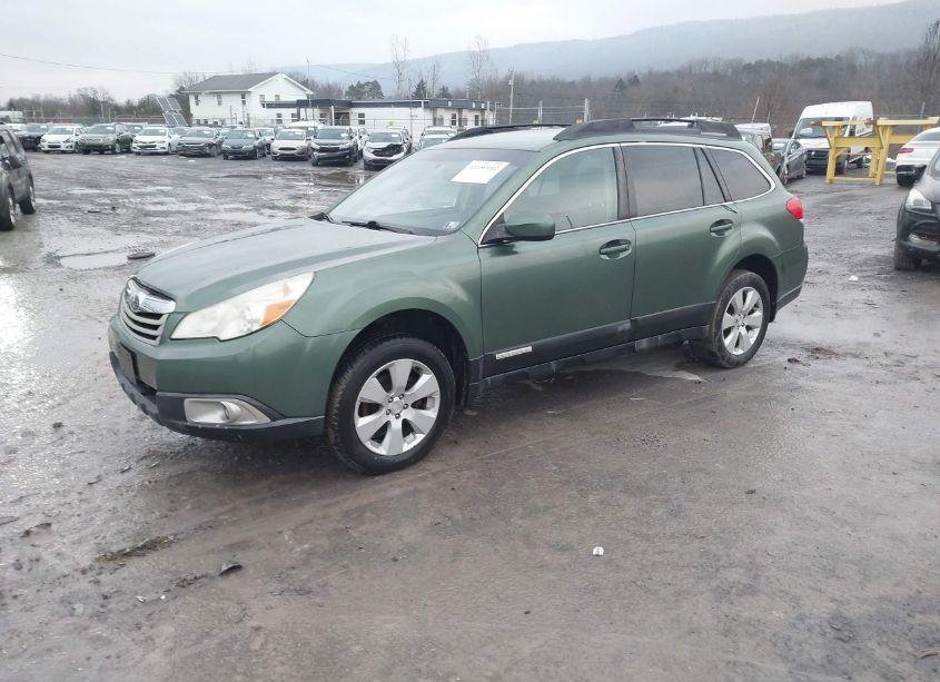 Photo 2 of 2010 Subaru Outback 2.5I PREMIUM (VIN 4S4BRBCC8A3374867)