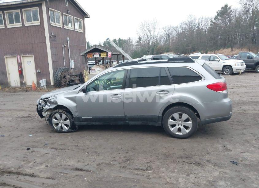 Photo 14 of 2011 Subaru Outback 2.5I PREMIUM (VIN 4S4BRBCC8B3364454)