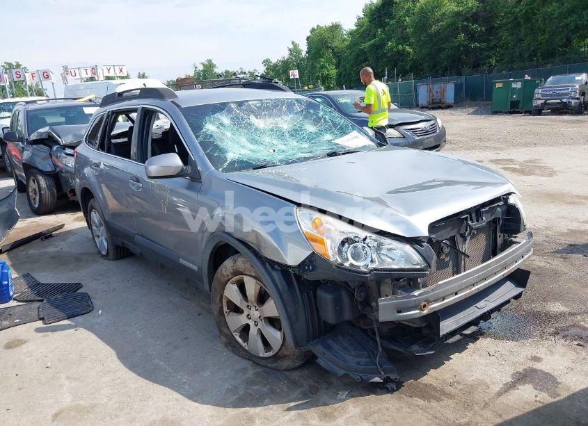 2011 Subaru Outback 2.5I PREMIUM (VIN 4S4BRBCC8B3398149) main photo
