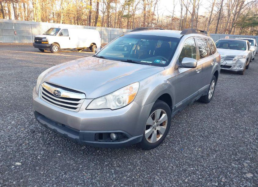 Photo 2 of 2011 Subaru Outback 2.5I PREMIUM (VIN 4S4BRBCC8B3406069)