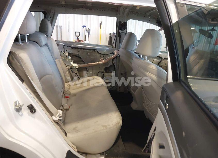 Photo 8 of 2012 Subaru Outback 2.5I PREMIUM (VIN 4S4BRBCC8C3237172)
